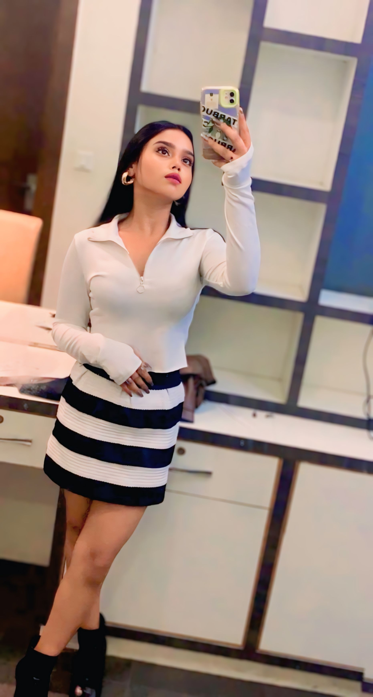 Rosy – Premium Russian Escort & Call Girl in Kolkata | Nobel Nights
